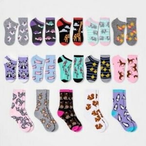Everybody wants to be a unicorn/ 15 days of socks